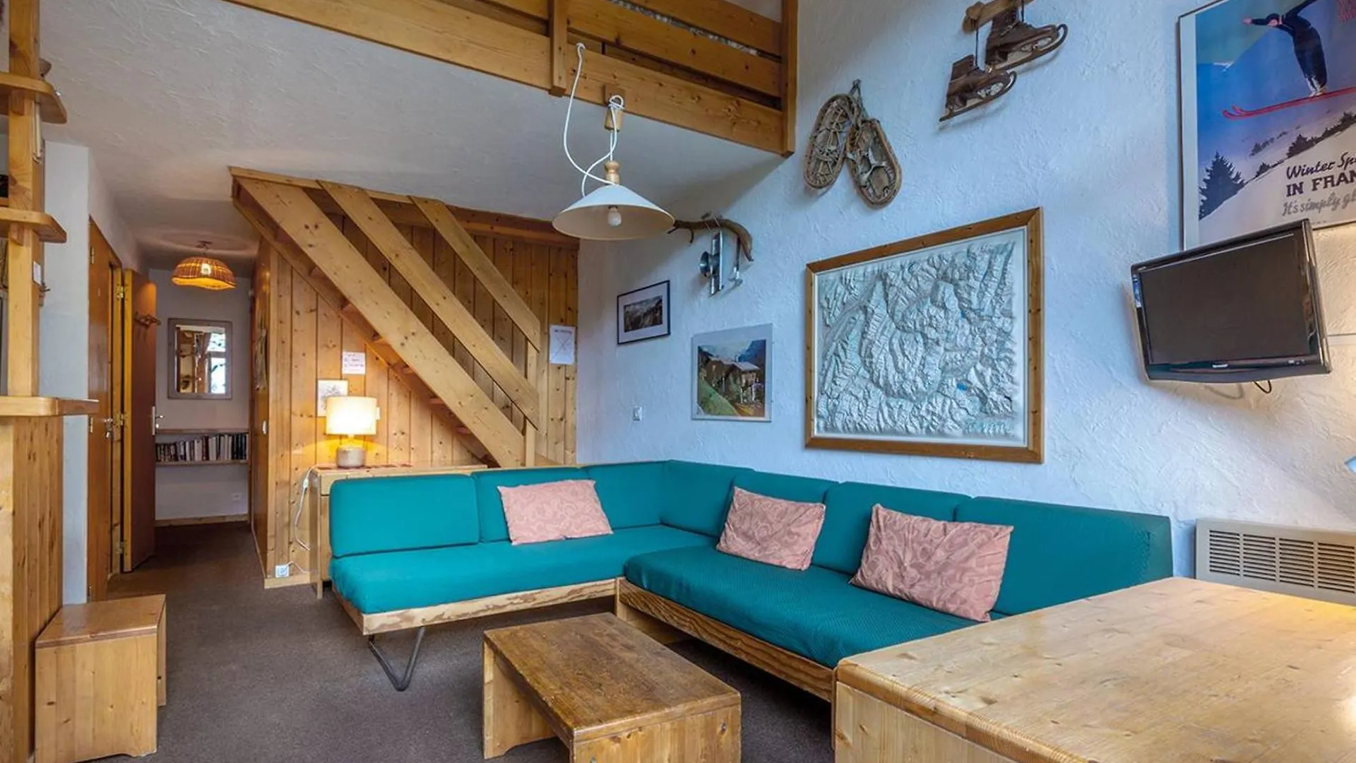 Duplex Spacieux Avec Terrasse, Garage, Et Wifi A Meribel - Fr-1-355-7